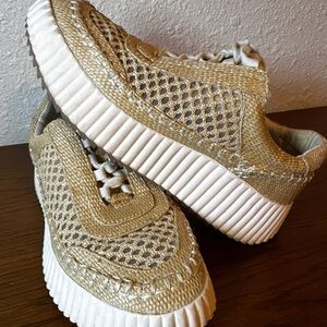 Dolce Vita platform weaved Women’s athletic  tennis shoes natural